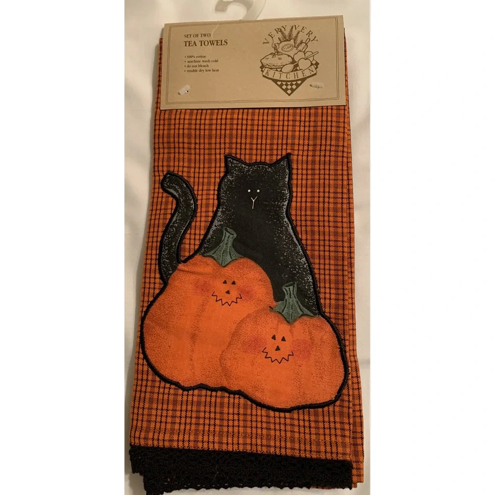 Folk Art Cat Pumpkin Halloween Tea Kitchen Towels Set of 2 NEW